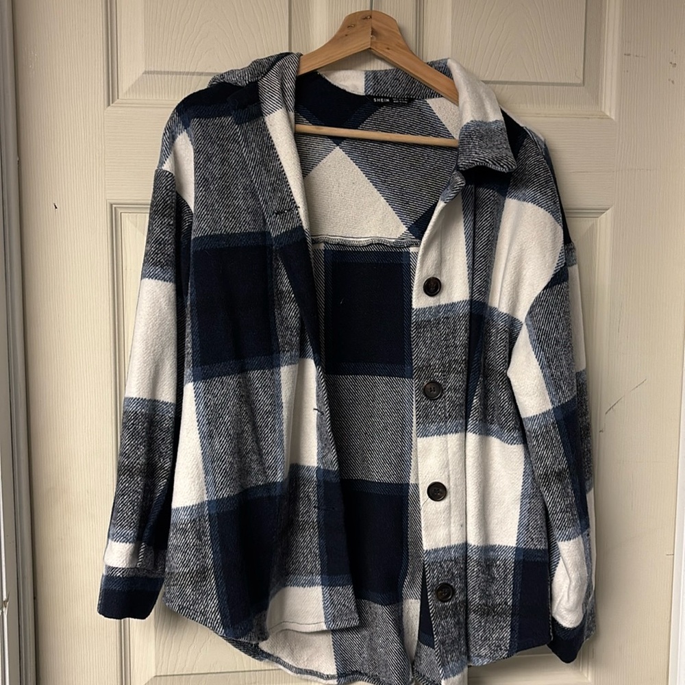SHEIN Small light plaid jacket/flannel